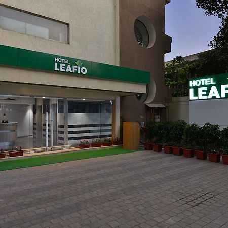 Hotel Leafio-Near Airport มุมไบ ภายนอก รูปภาพ